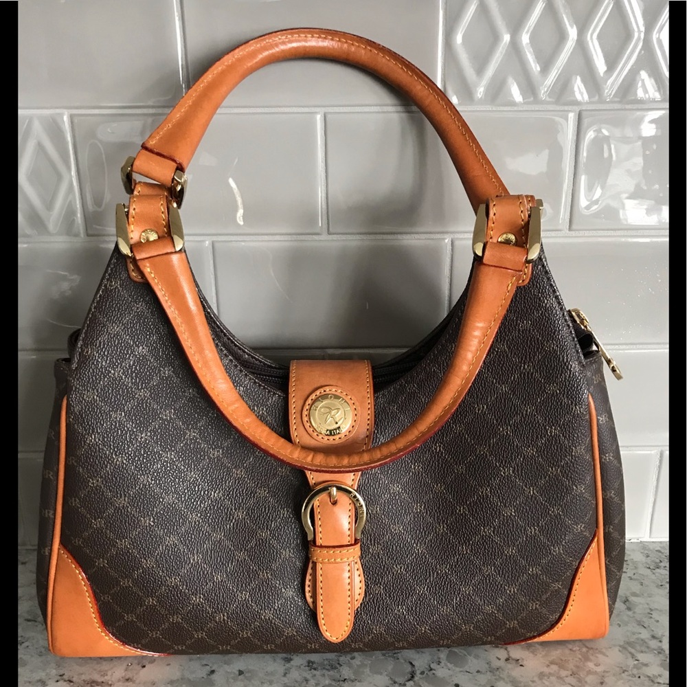 Rioni Moda Italia Signature Handbag